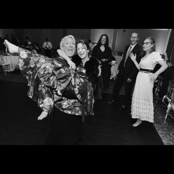 Meet your Posher, Zoe - Picture 1 of 1